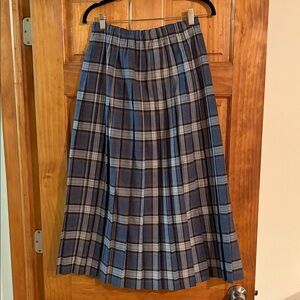 Appleseed's Classic Blue and Gray Plaid A-Line Skirt